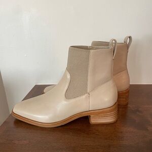 Bernardo Cream Tan Heeled Boots with Chelsea Style